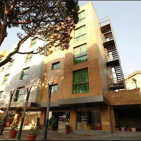 Le Noble Hotel Zouk El Kharab Ngoại thất bức ảnh